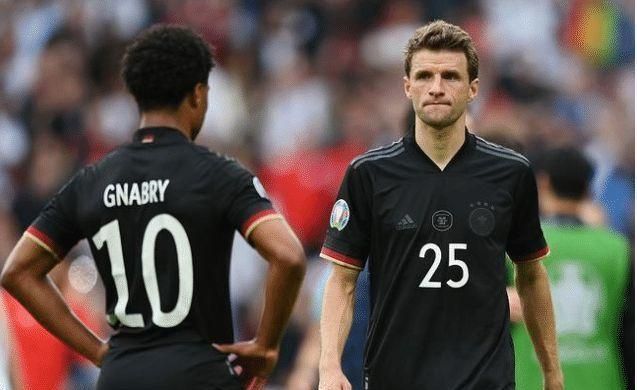 缺席对队友 缺席对队友