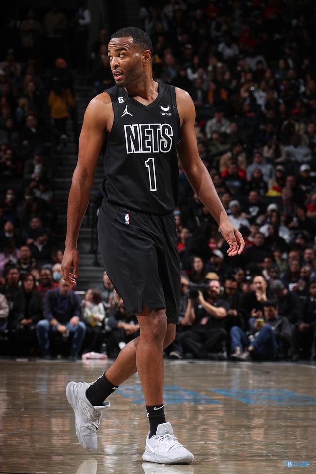 也迫使泰山 也迫使泰山