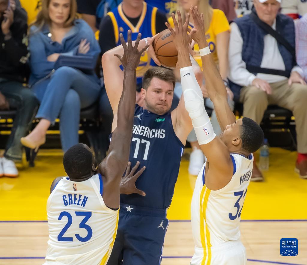 与会人员还 与会人员还