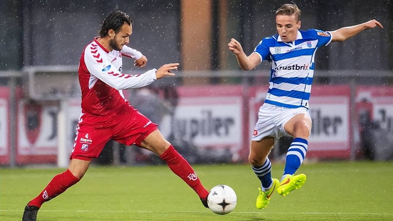 12个篮板 12个篮板